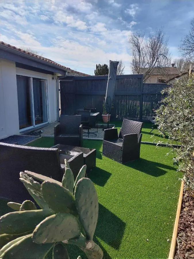 Apartment Gite De Pham Belberaud France